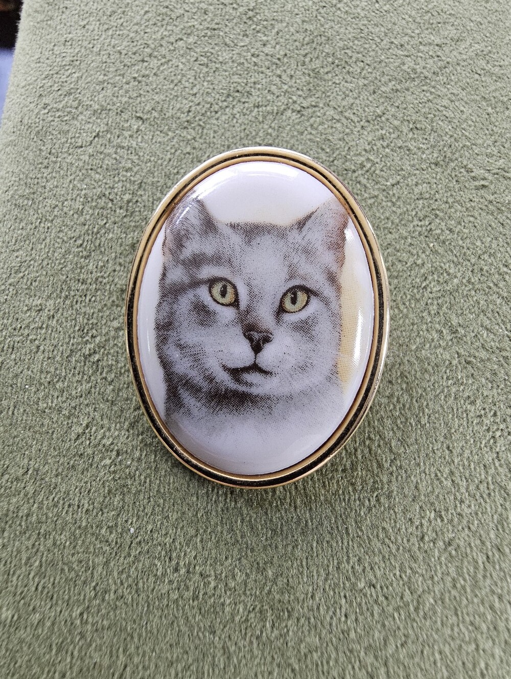 Vintage Cat Brooch